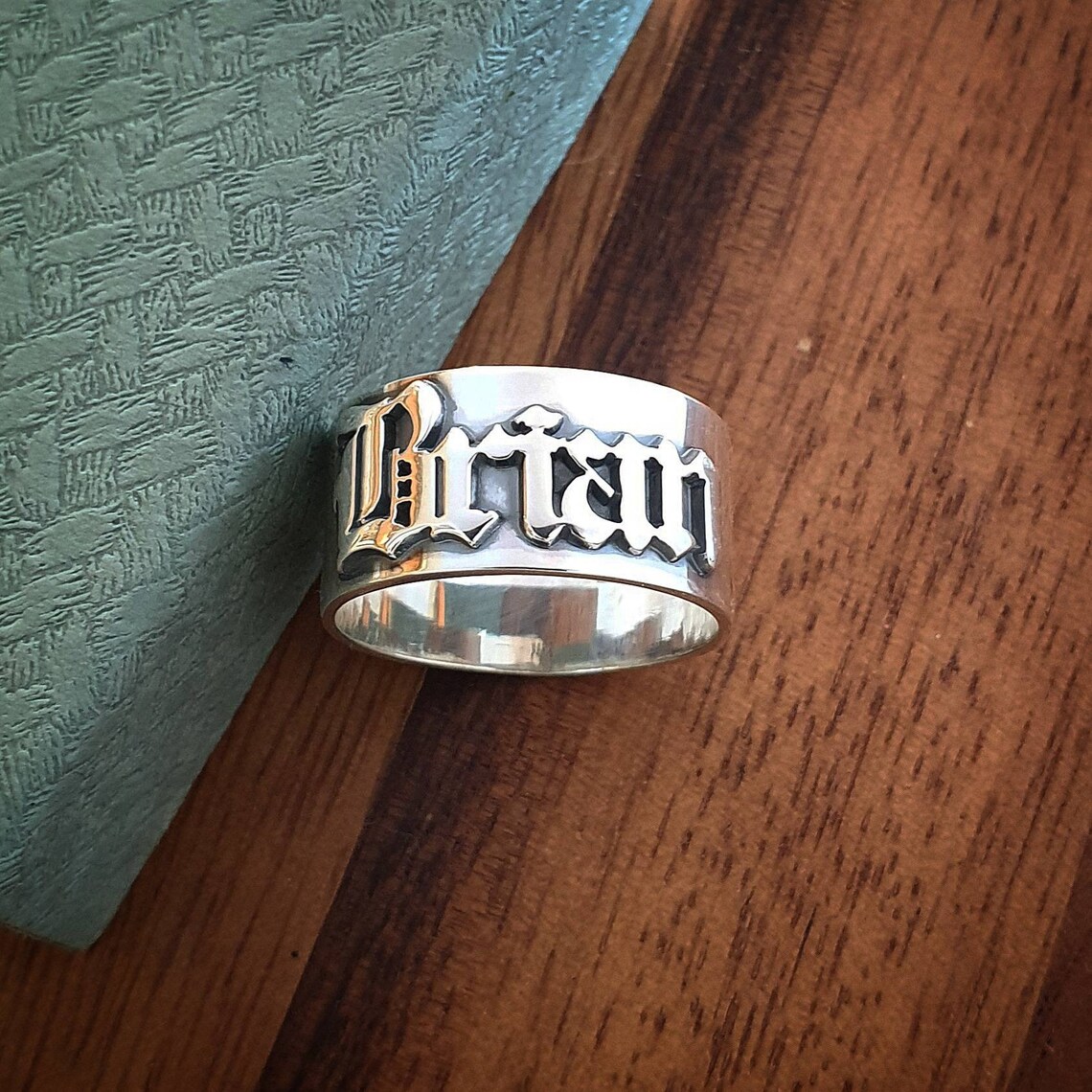Cincin Gotik Pria 12MM Cincin  - Initial Ring Custom ulasan dan harga